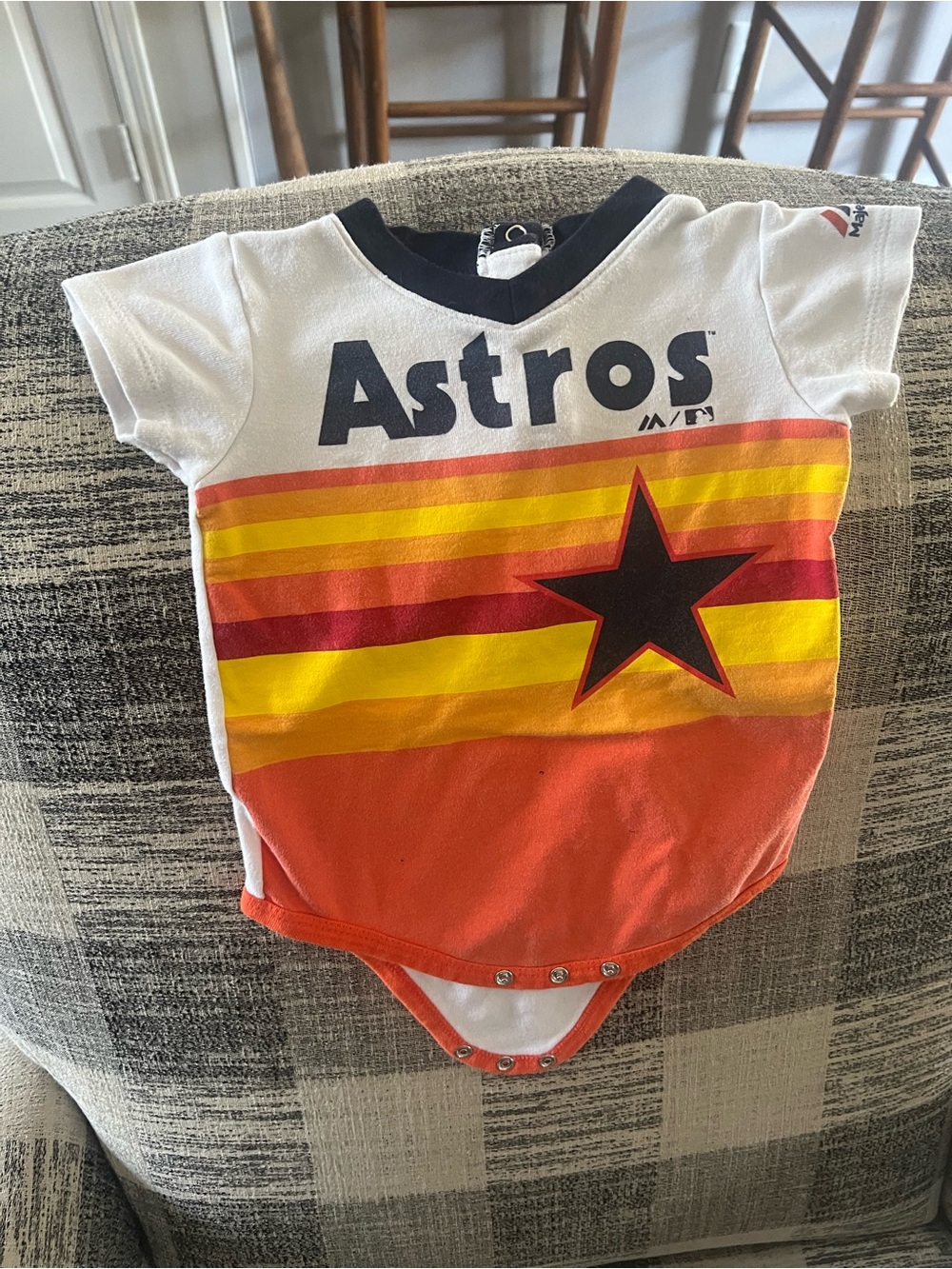 Astros baby One-Piece Bodysuit in White, Orange & Yellow size 12 Mo